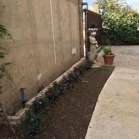 Regina Di Girgenti *